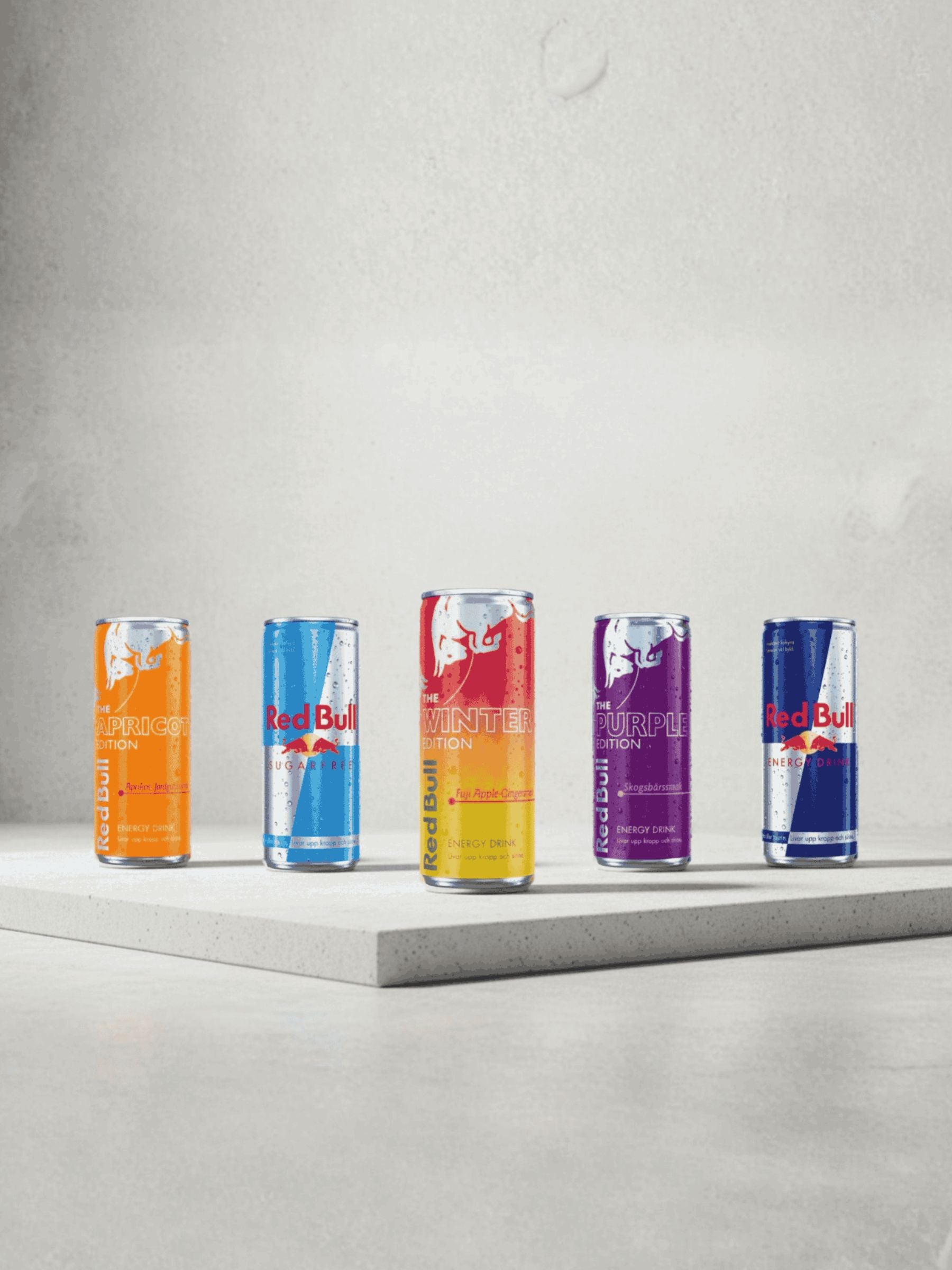 Fem olika Red Bull burkar